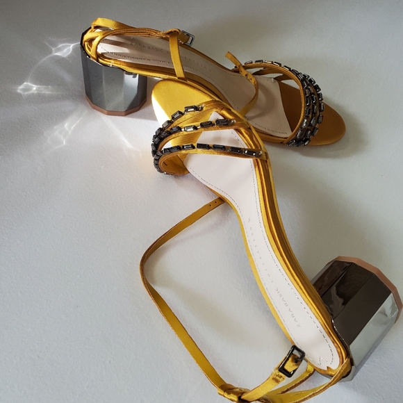 GEOMETRIC MID HEEL SHOES WITH RHINESTONES - Picture 5 of 14